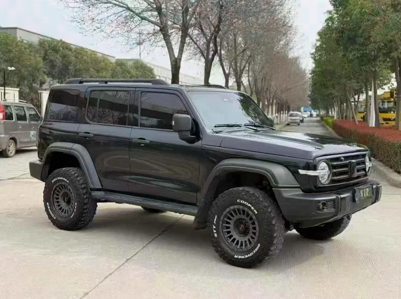 长城汽车坦克 正面外观二