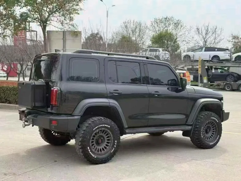 长城汽车坦克 内饰前排