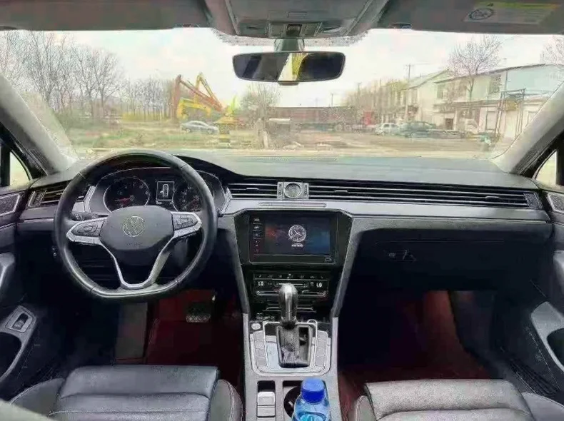 大众迈腾 后面外观二