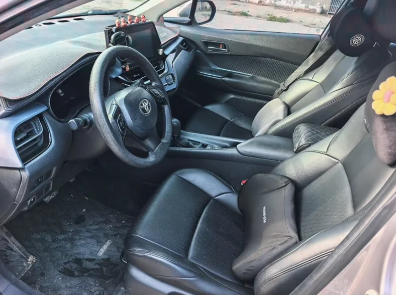 丰田奕泽 后面外观一