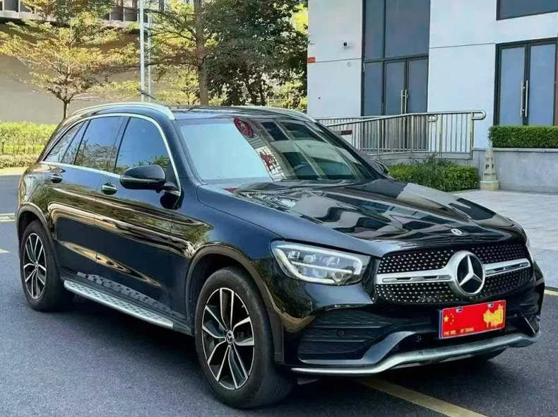 奔驰GLC 正面外观二