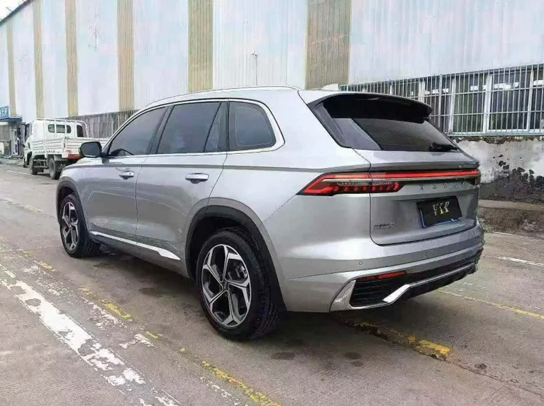 吉利星越 内饰前排