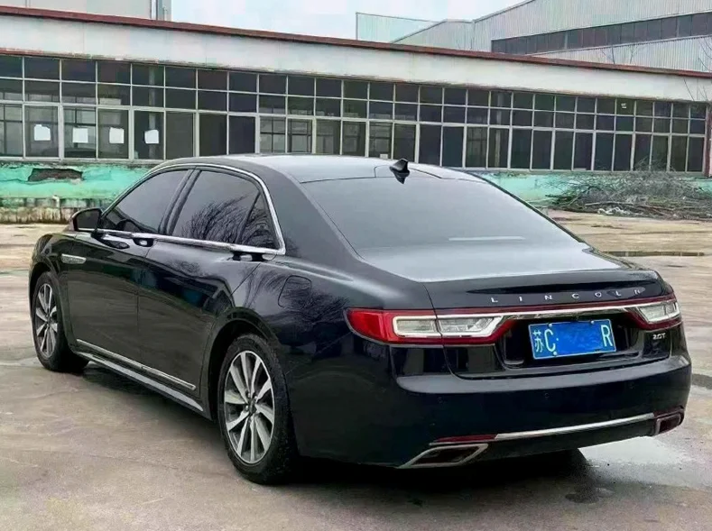 林肯大陆 后面外观三