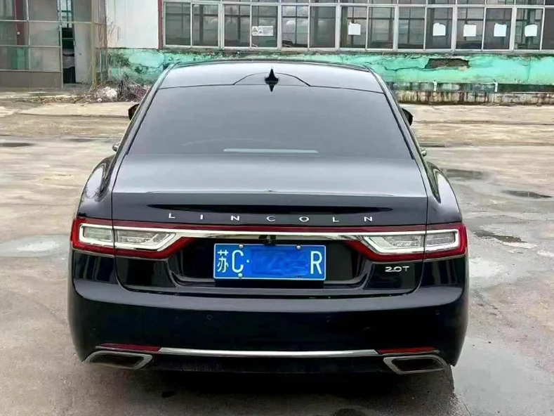 林肯大陆 内饰前排