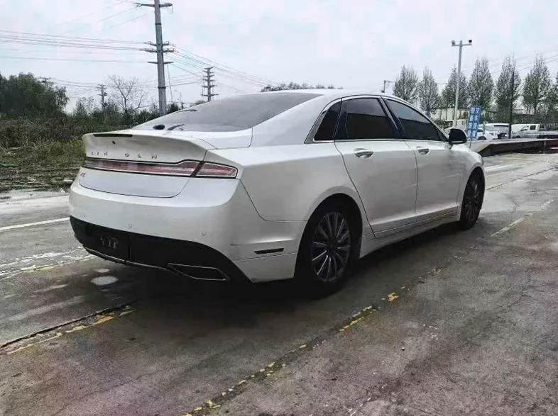 林肯MKZ 内饰后排