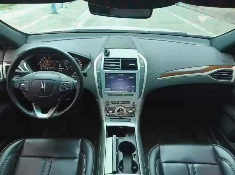 林肯MKZ 后面外观二