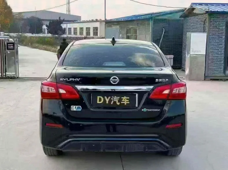 日产轩逸 驾驶室