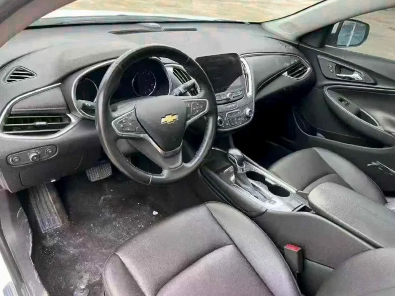 雪佛兰迈锐宝 后面外观一