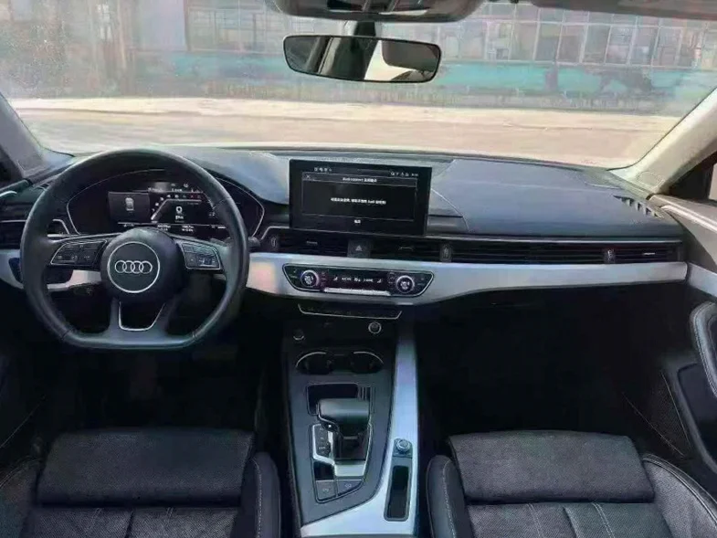 奥迪A4L 后面外观二