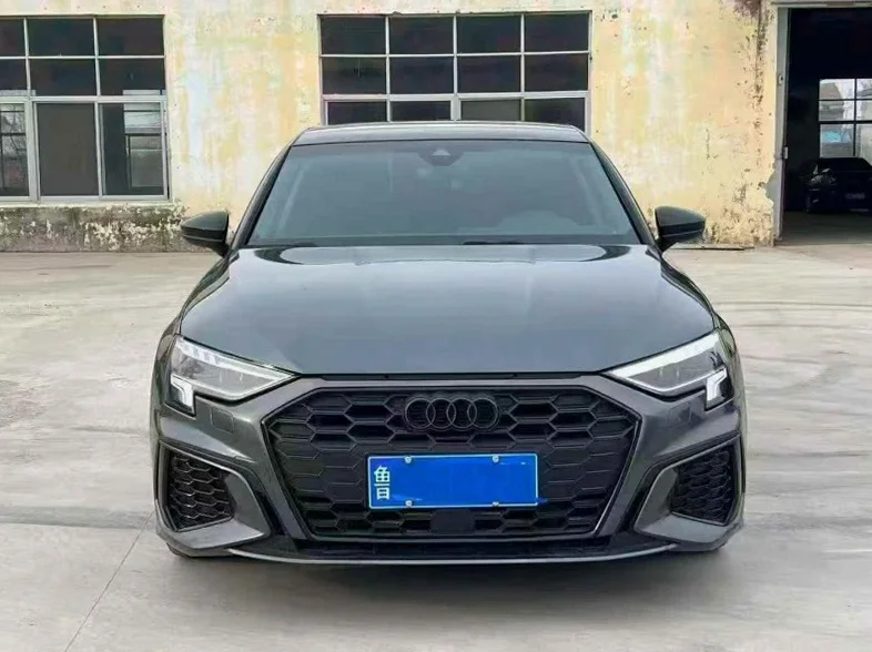 22年奥迪A3L 1.4T两厢顶配