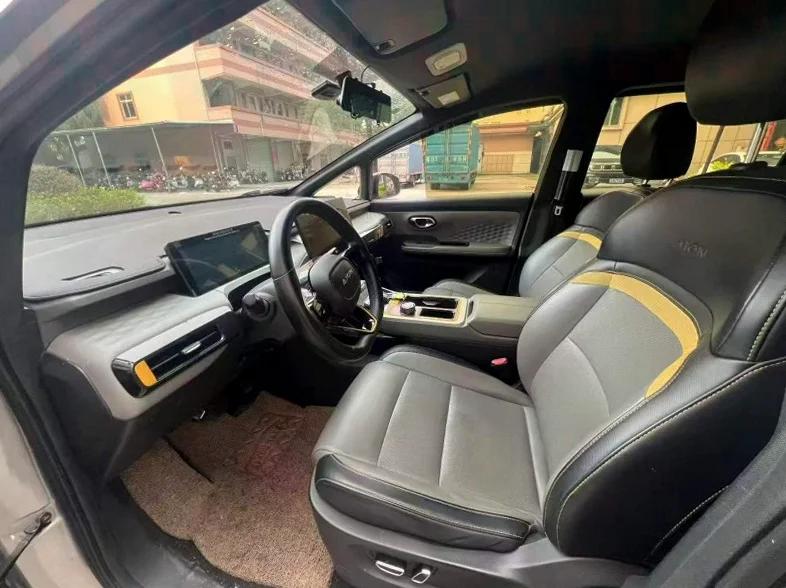 传祺埃安Y 内饰后排