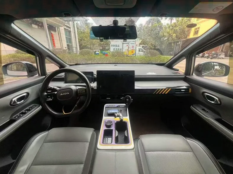 传祺埃安Y 后面外观二