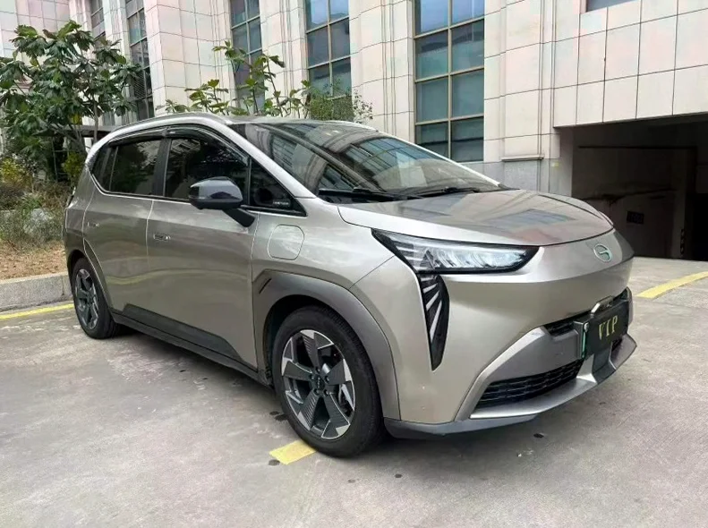 传祺埃安Y 正面外观三