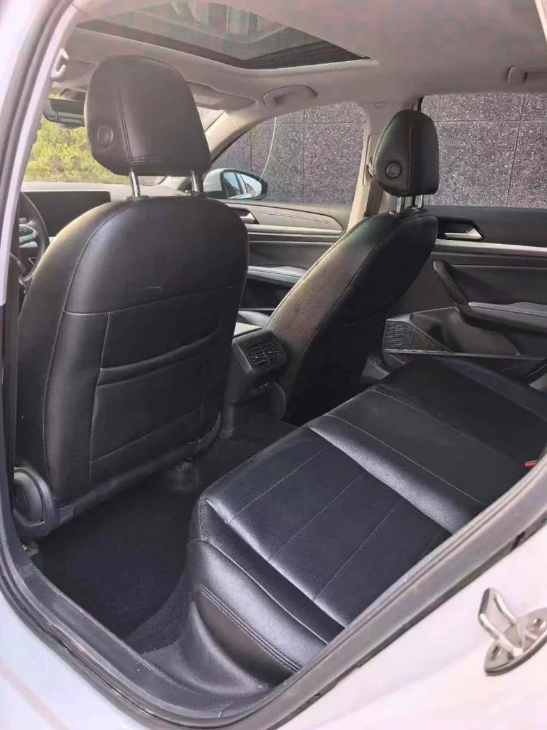 大众速腾 后面外观一