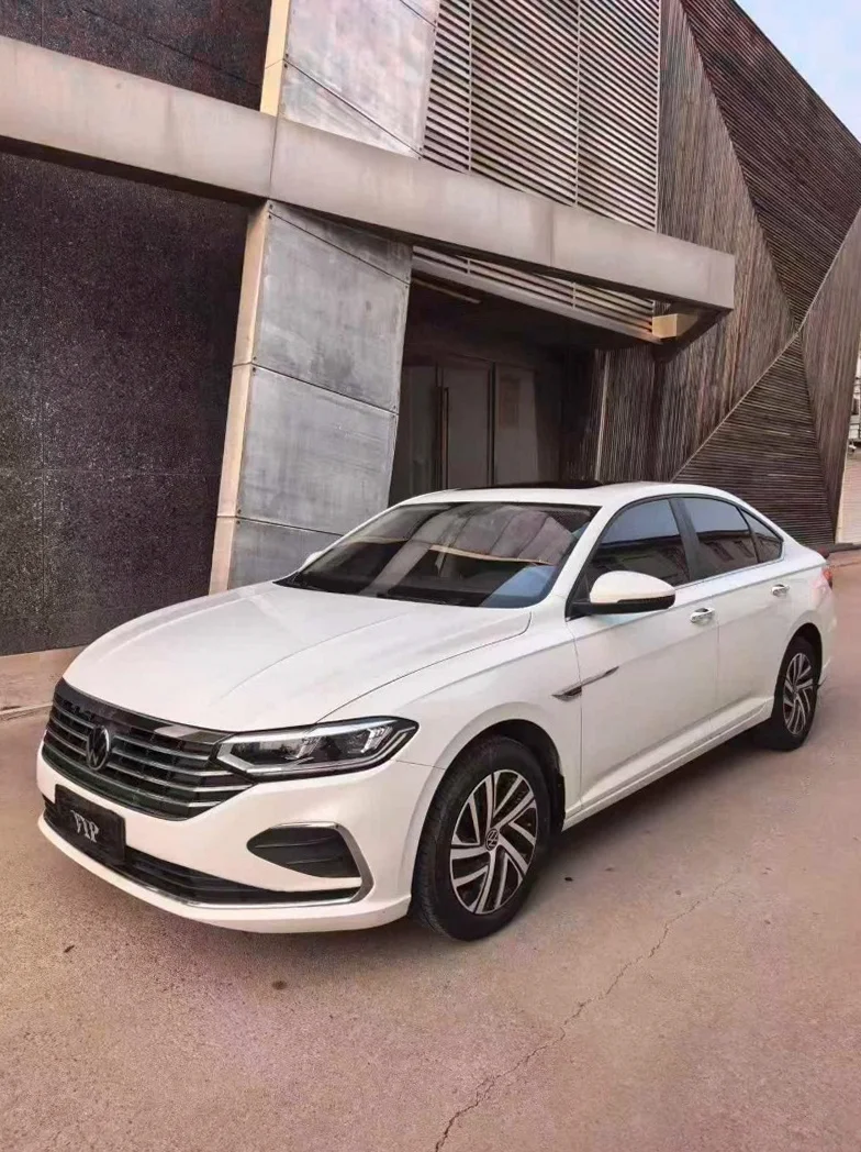 大众速腾 正面外观三