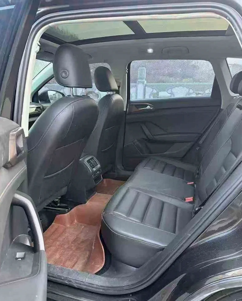 大众途岳 后面外观二