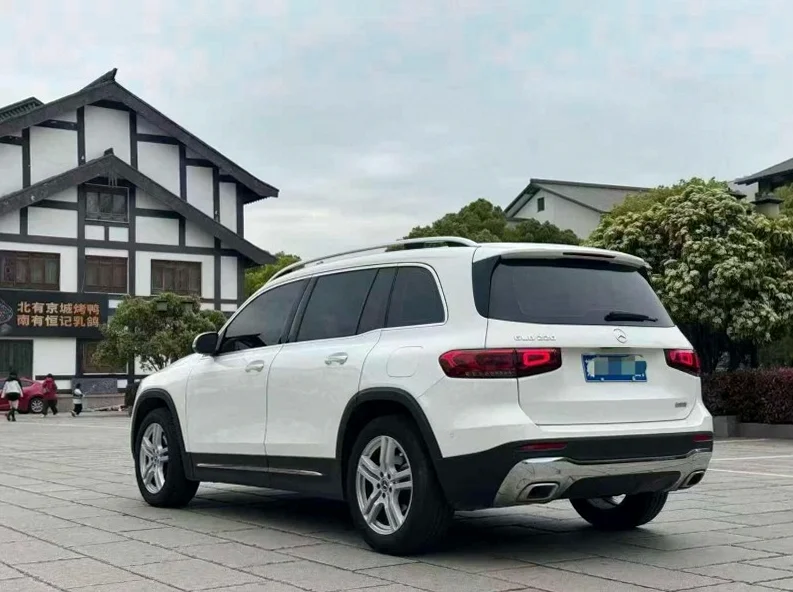 奔驰GLB 内饰前排