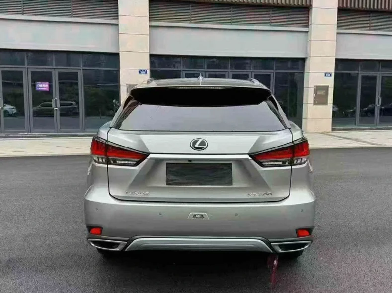 雷克萨斯RX 驾驶室