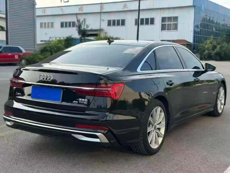 奥迪A6L 后面外观三