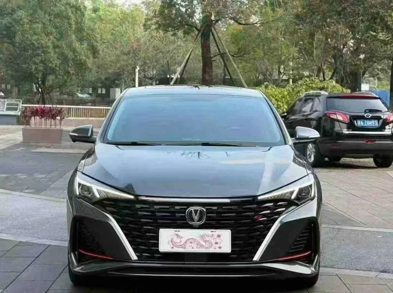 23年长安逸动PLUS 1.4T自动高配