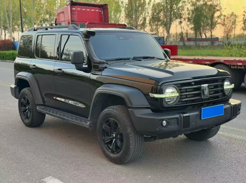 长城汽车坦克 正面外观二