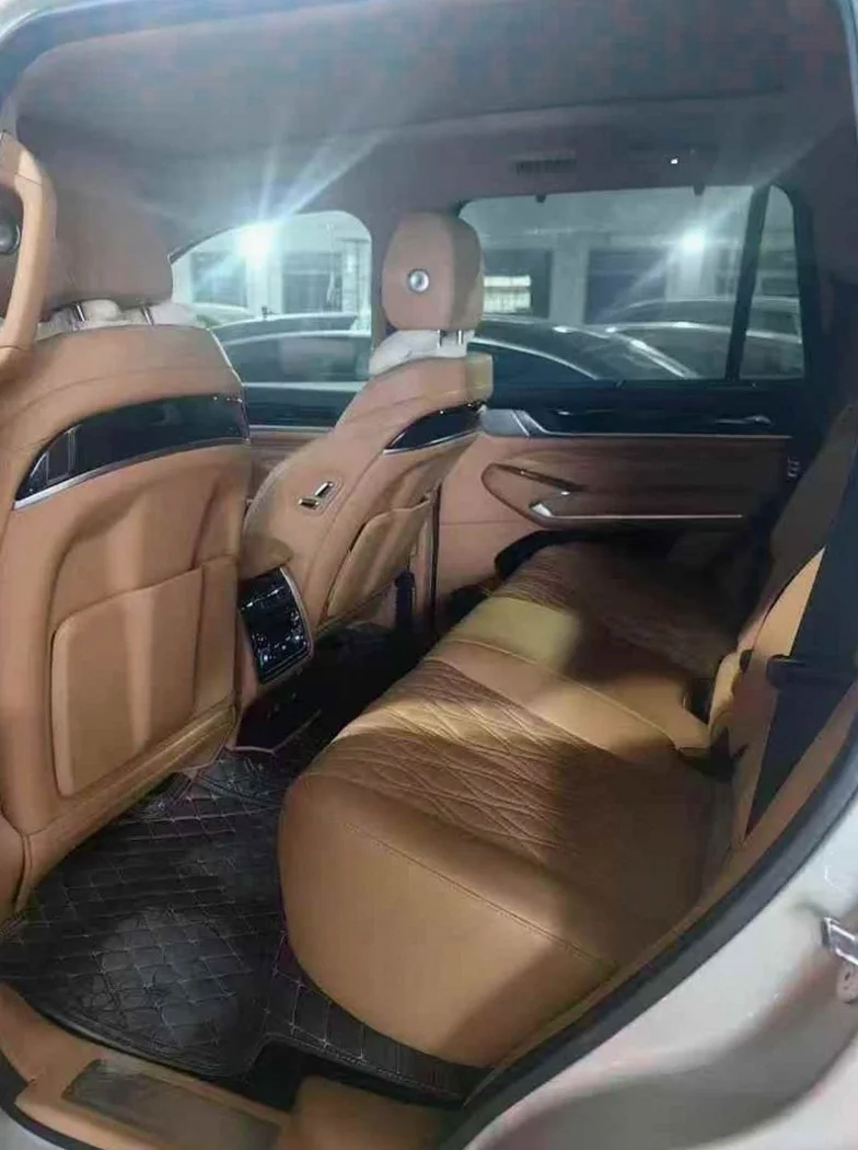 长城汽车坦克 后面外观二