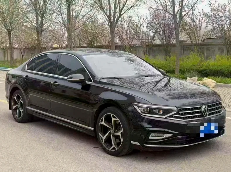 大众迈腾 正面外观二