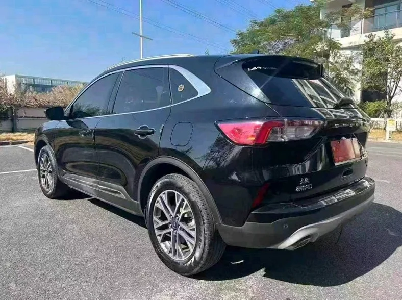 福特锐际 后面外观一