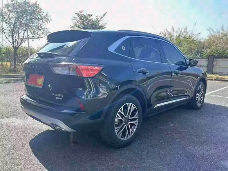 福特锐际 正面外观二