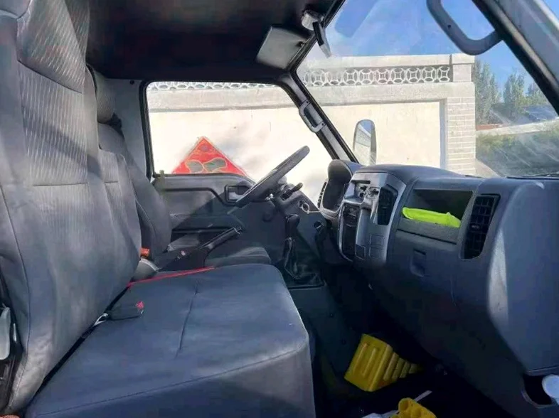 福田小卡之星 后面外观三