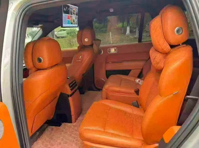 理想L9 后面外观三