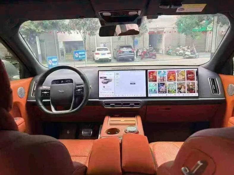 理想L9 后面外观一