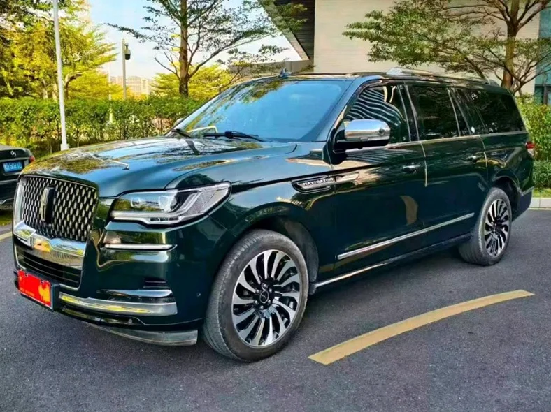 林肯领航员 正面外观二