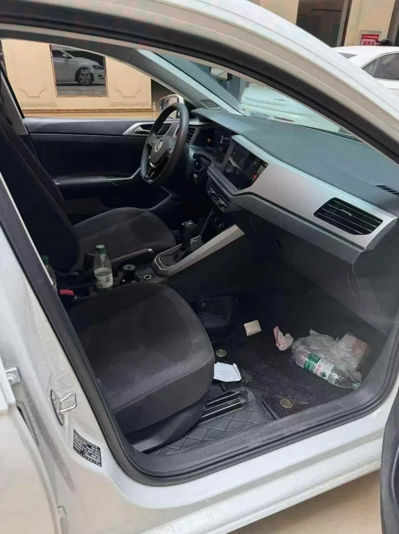 大众polo 后面外观二