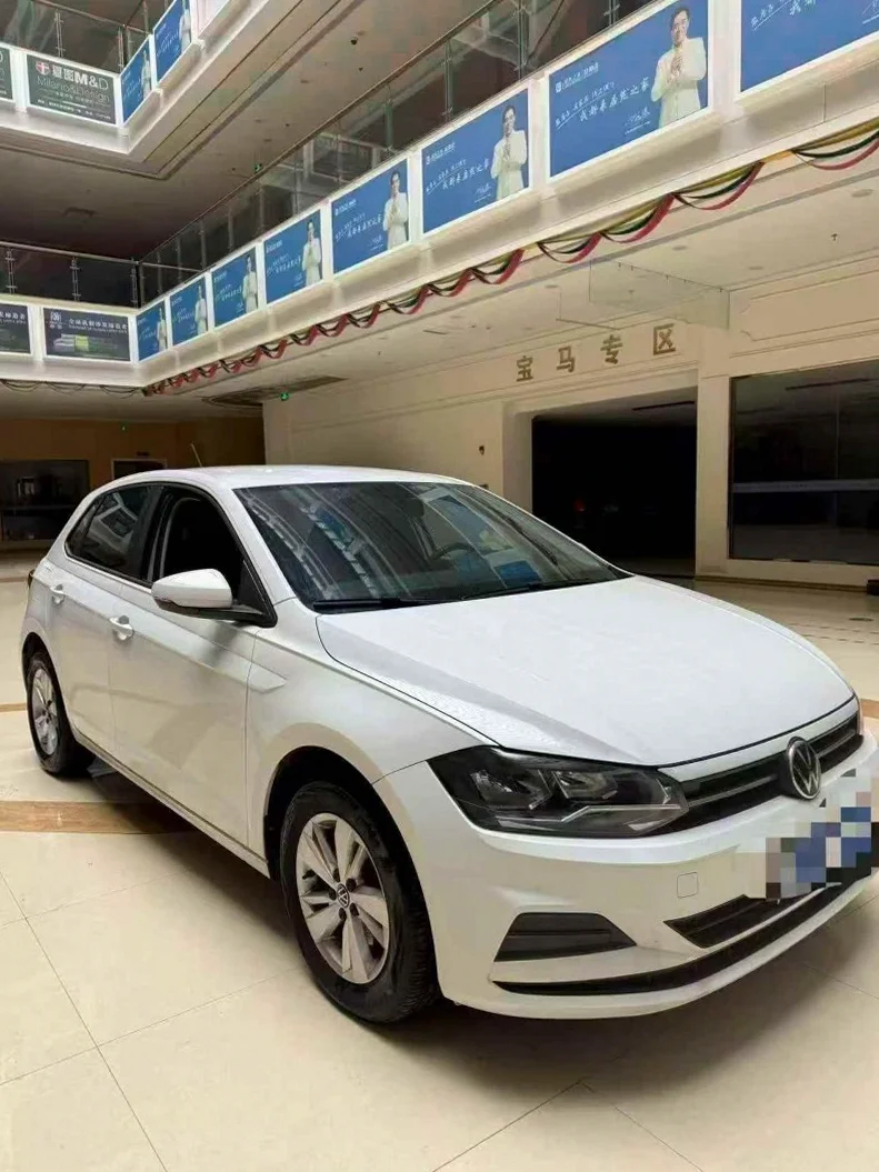 大众polo 正面外观二