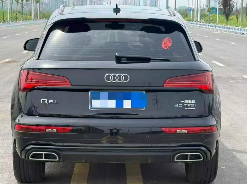 奥迪Q5 后面外观三