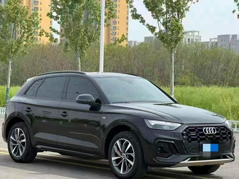 奥迪Q5 正面外观三