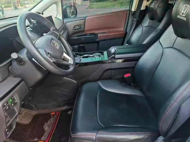 本田奥德赛 驾驶室