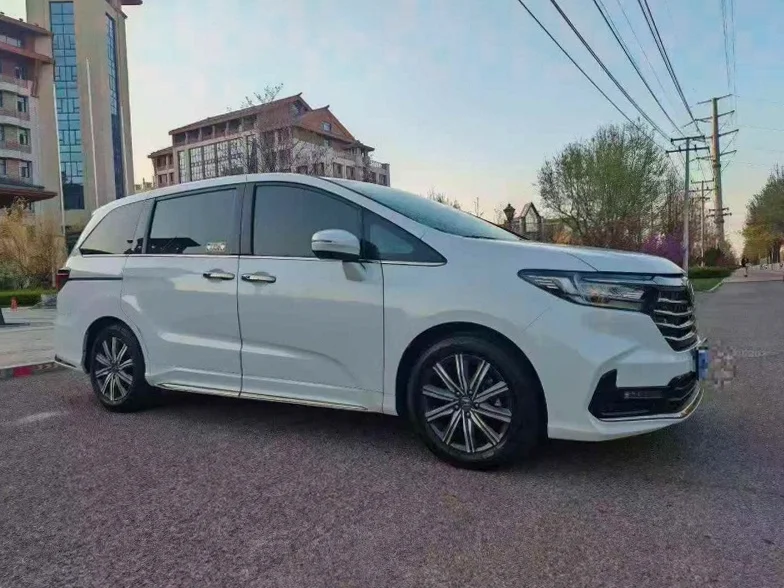 本田奥德赛 正面外观三