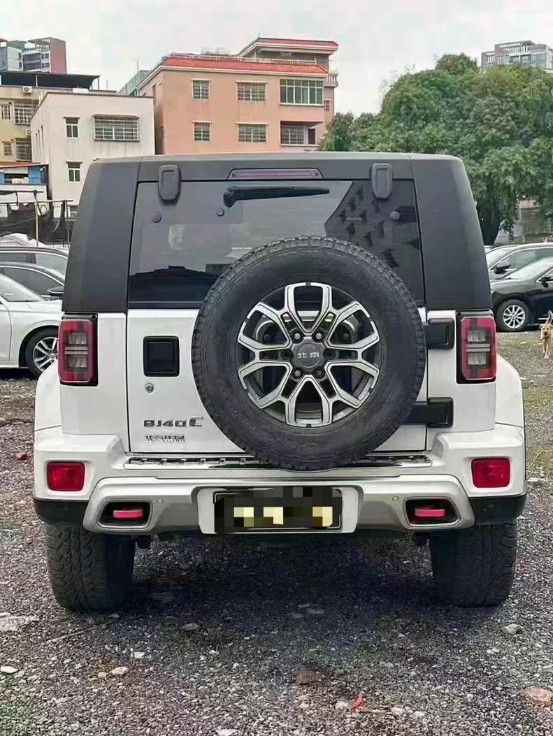 北京BJ40 驾驶室