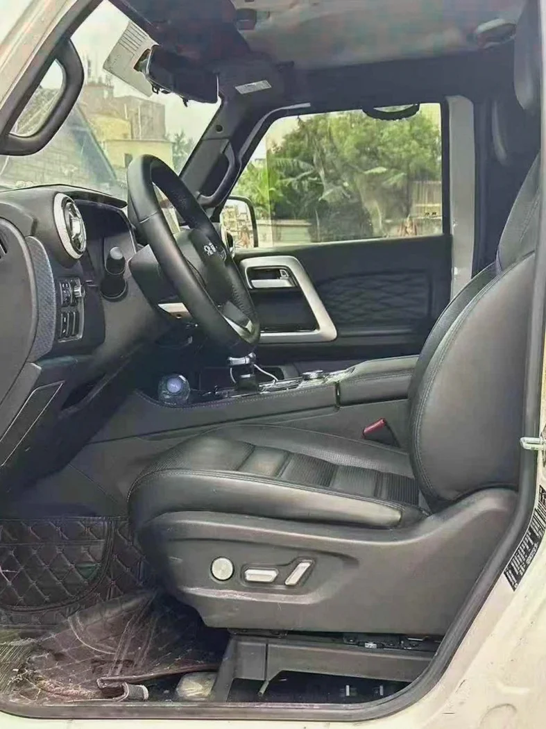 北京BJ40 后面外观三