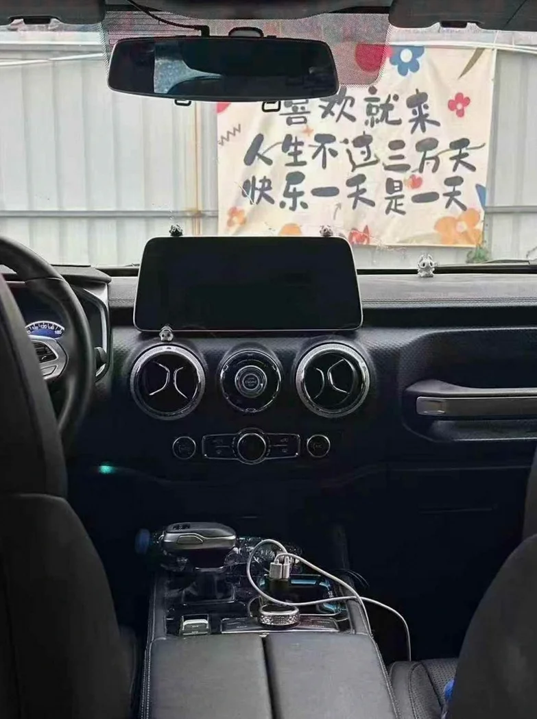 北京BJ40 后面外观二