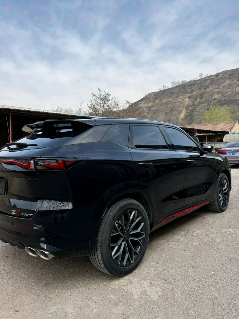 长安汽车欧尚 内饰后排