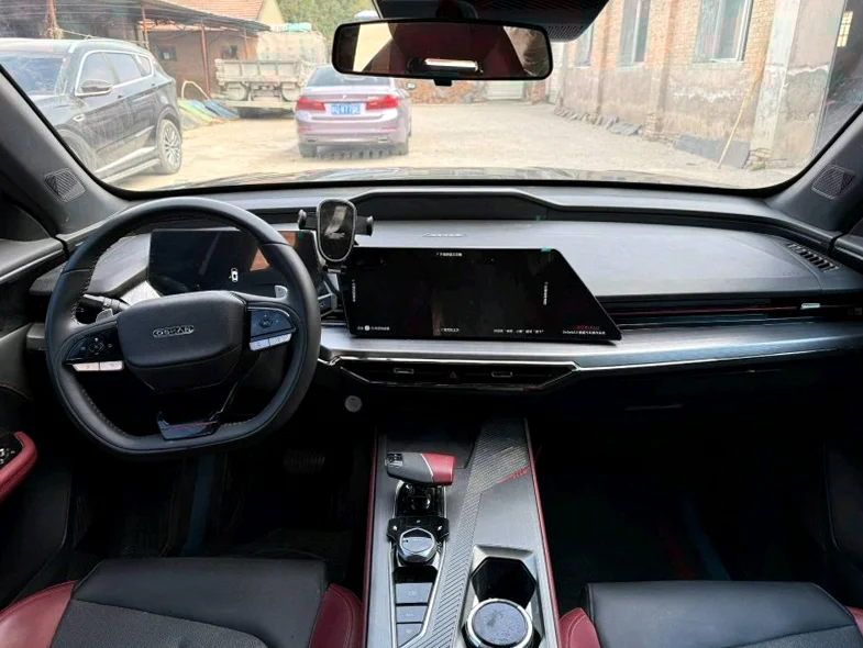 长安汽车欧尚 后面外观二