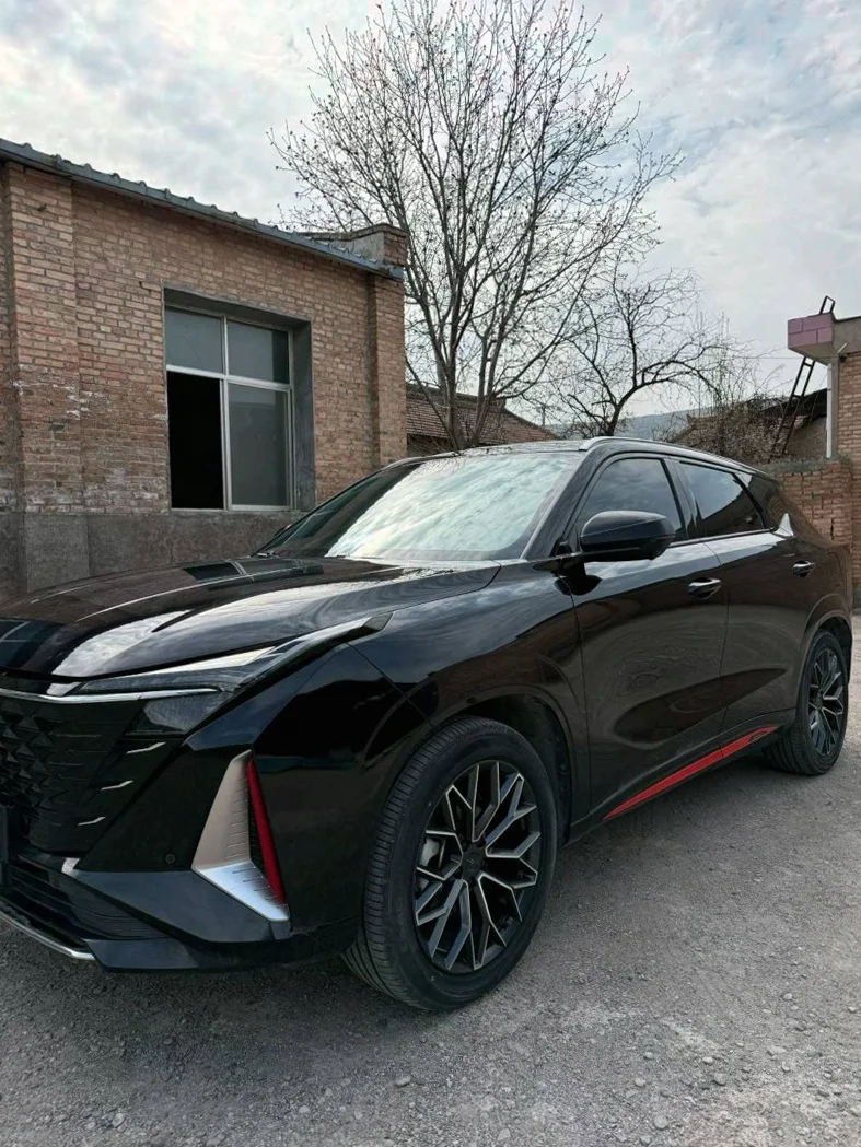 长安汽车欧尚 正面外观三