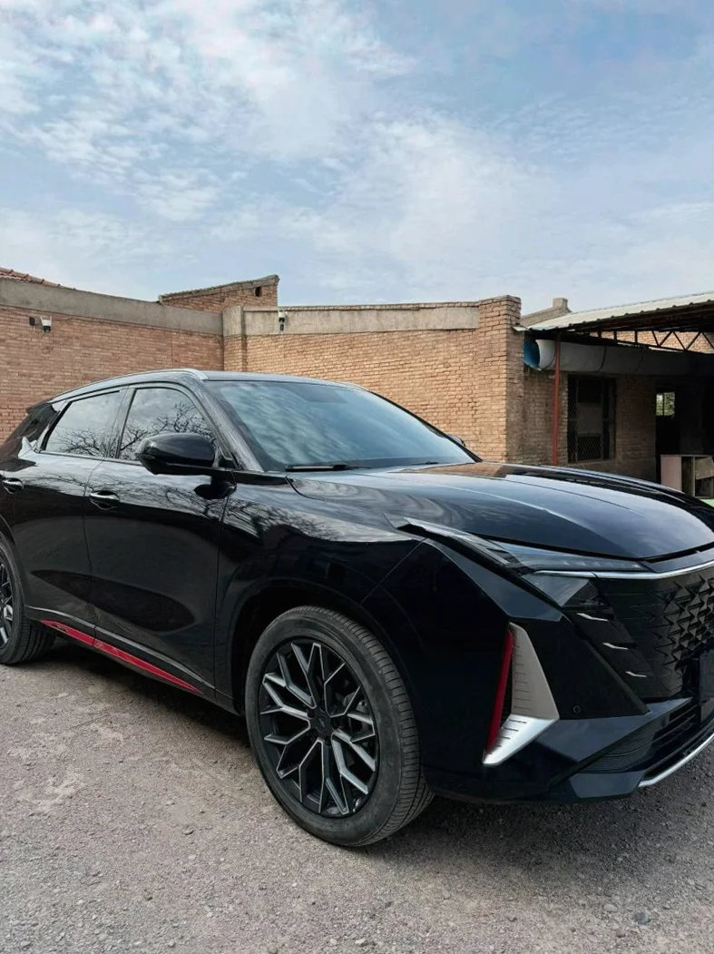 长安汽车欧尚 正面外观二