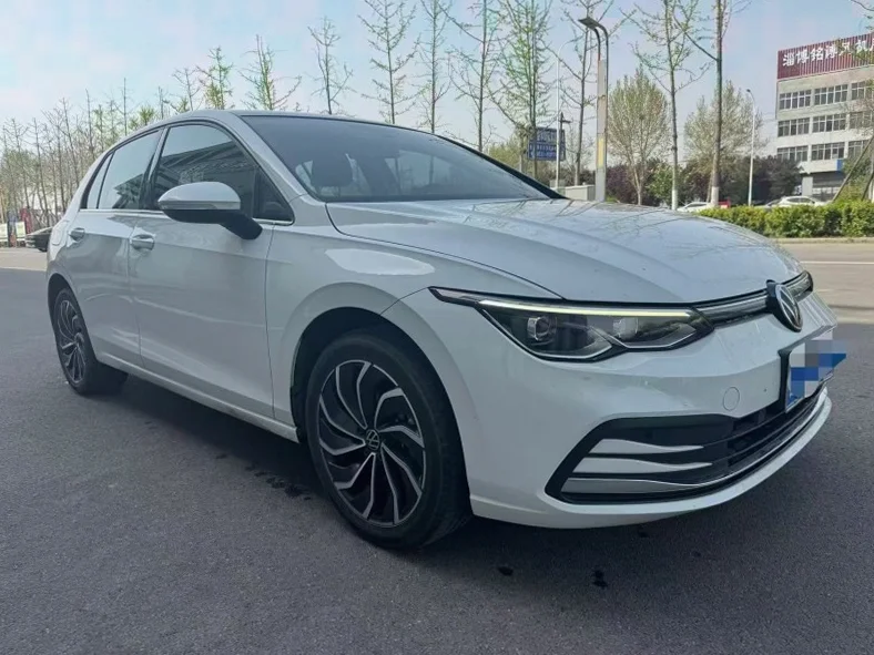 大众高尔夫 正面外观三