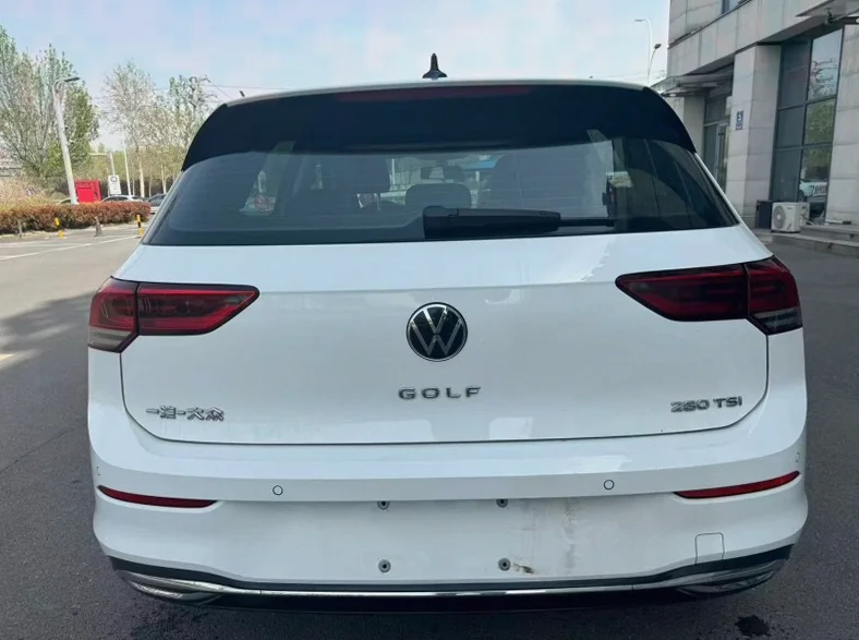 大众高尔夫 内饰后排