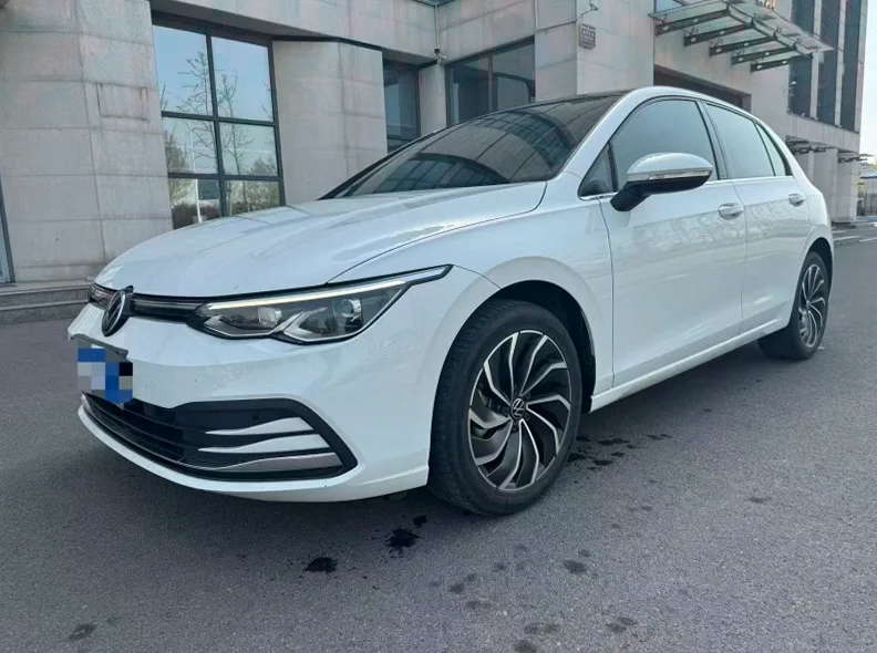 大众高尔夫 正面外观二