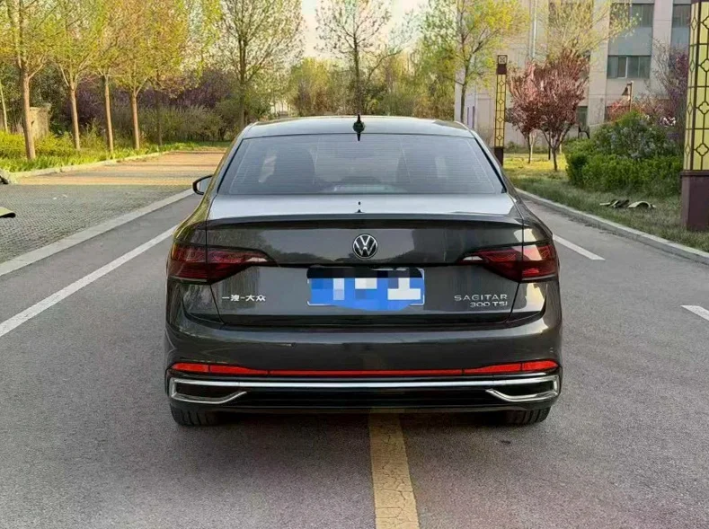 大众速腾 内饰前排